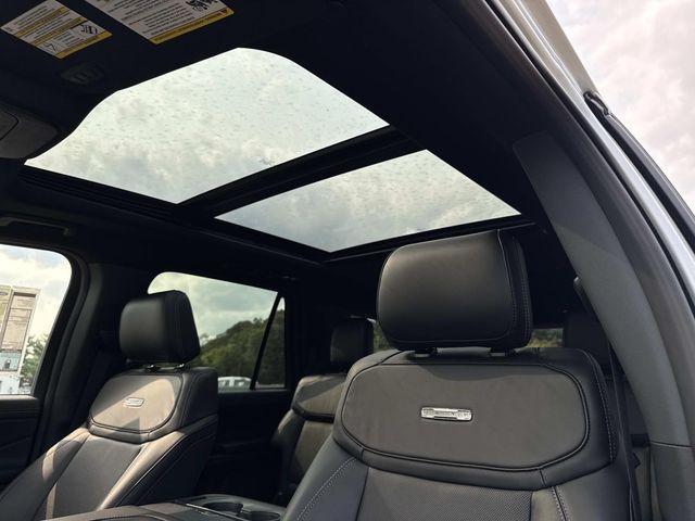 new 2025 Ford Expedition car, priced at $77,995