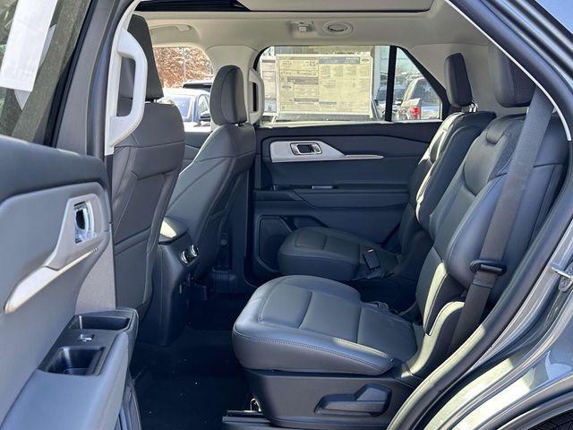 new 2025 Ford Explorer car, priced at $47,001