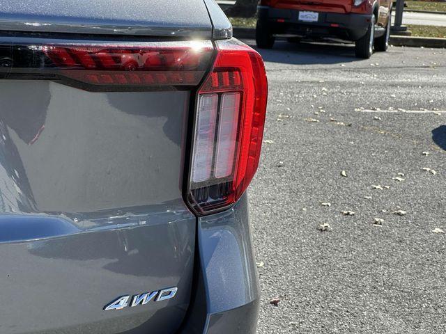 new 2025 Ford Explorer car, priced at $47,001