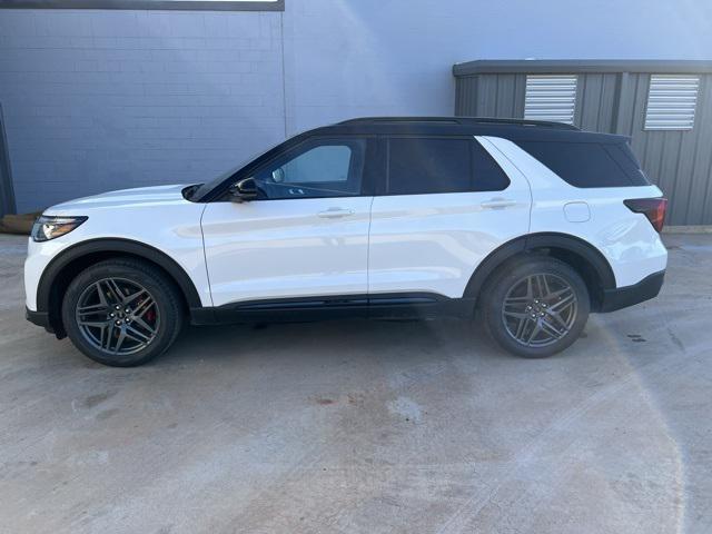 new 2025 Ford Explorer car, priced at $62,890