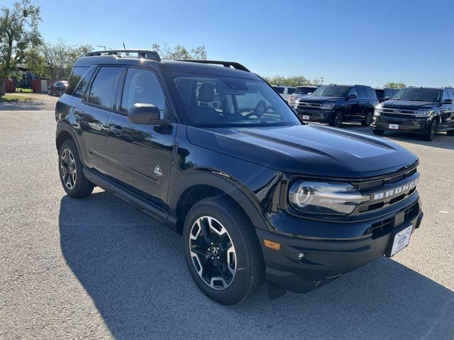 new 2024 Ford Bronco Sport car, priced at $36,956