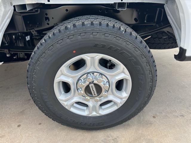 new 2025 Ford F-250 car, priced at $70,950