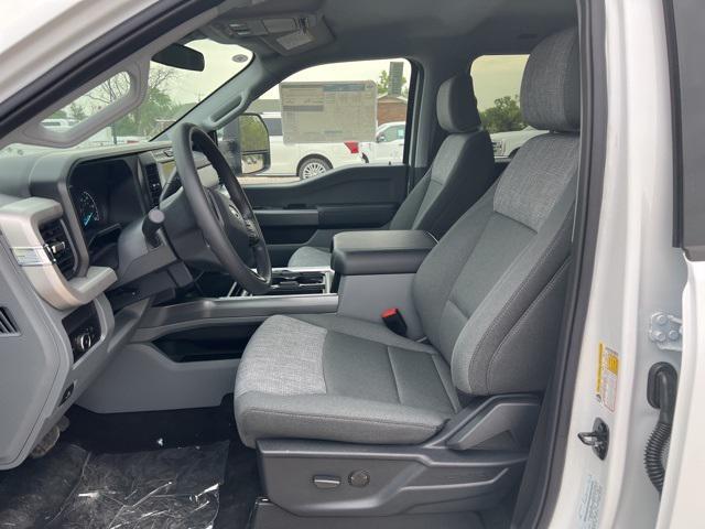 new 2025 Ford F-350 car, priced at $75,040