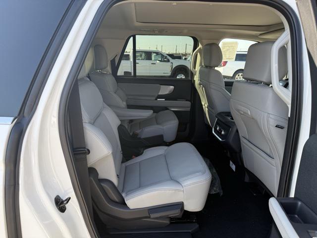 new 2025 Ford Expedition Max car, priced at $72,159