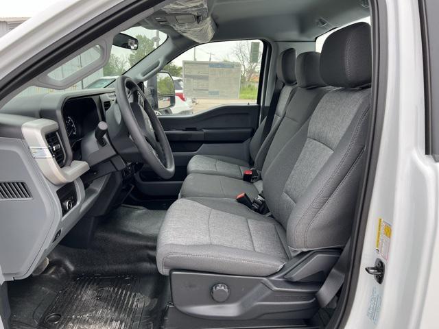 new 2025 Ford F-250 car, priced at $48,061