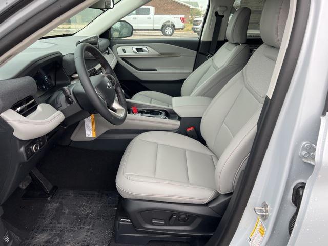 new 2025 Ford Explorer car, priced at $45,465