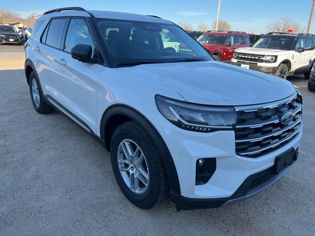 new 2025 Ford Explorer car, priced at $45,605