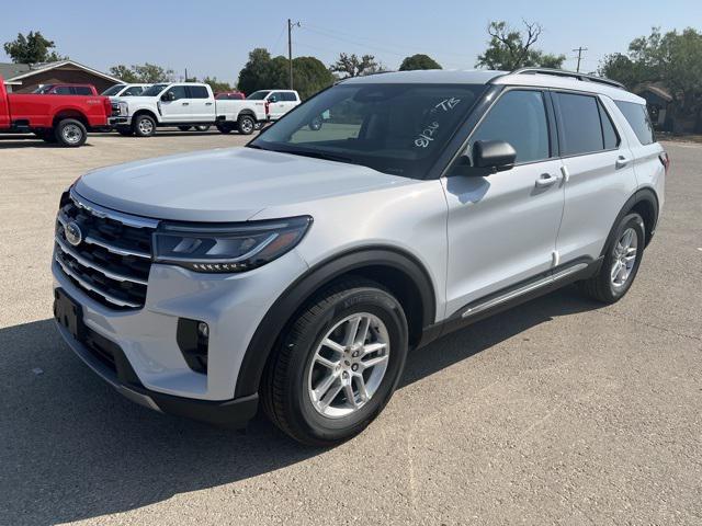 new 2025 Ford Explorer car, priced at $42,601