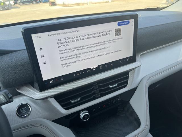 new 2025 Ford Explorer car, priced at $42,601