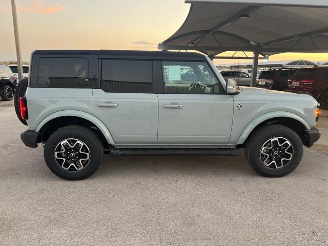 new 2024 Ford Bronco car, priced at $53,716