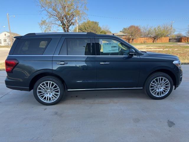 new 2024 Ford Expedition car, priced at $65,168