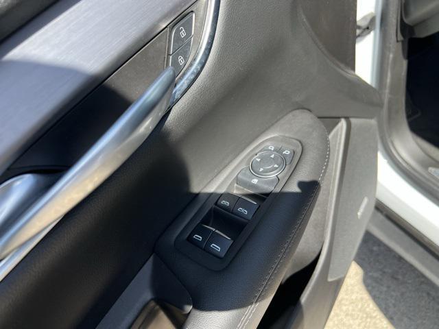 used 2025 Cadillac XT5 car, priced at $42,900