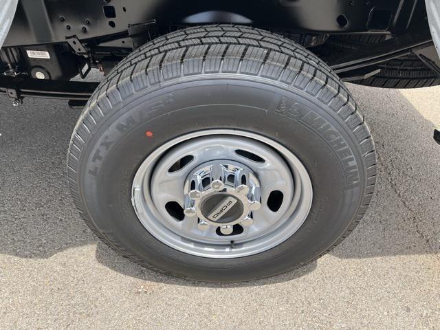 new 2025 Ford F-250 car, priced at $56,500