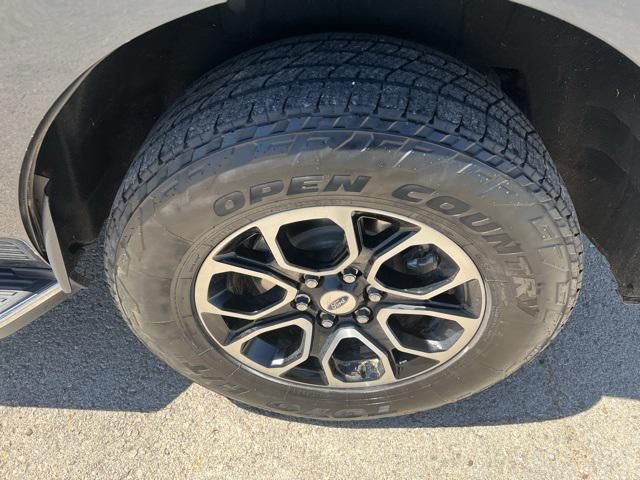 used 2022 Ford Expedition car, priced at $39,900