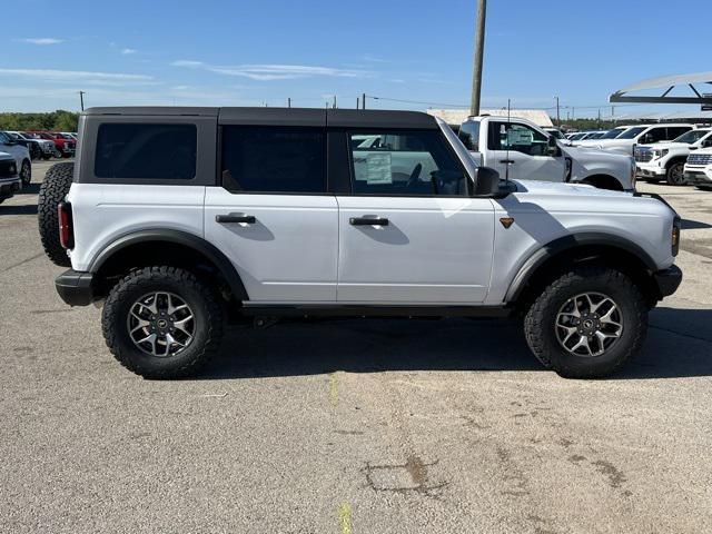 new 2025 Ford Bronco car, priced at $59,536