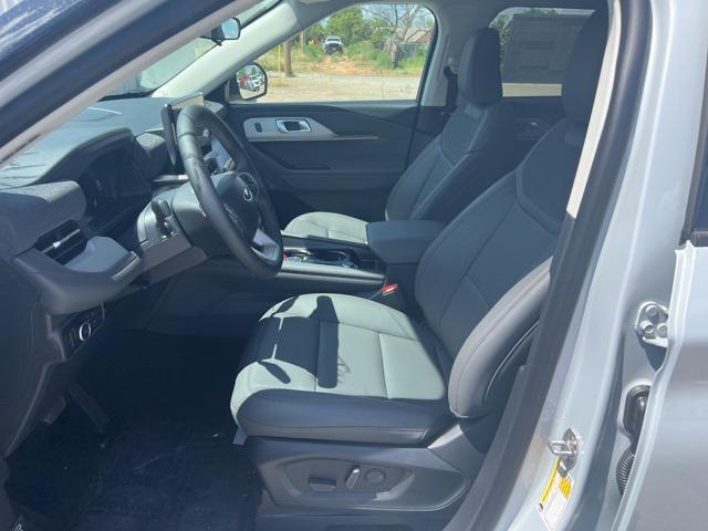 new 2025 Ford Explorer car, priced at $42,181