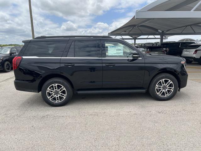 new 2025 Ford Expedition car, priced at $68,410