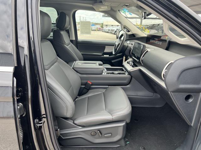 new 2025 Ford Expedition car, priced at $68,410