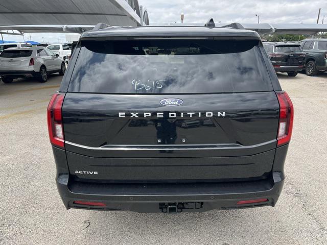 new 2025 Ford Expedition car, priced at $68,410