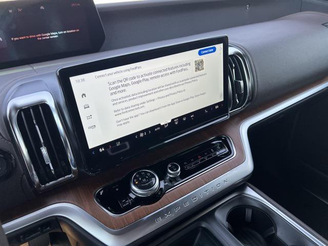 new 2025 Ford Expedition car, priced at $85,486