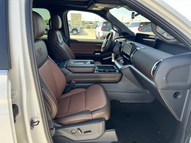 new 2025 Ford Expedition car, priced at $85,486