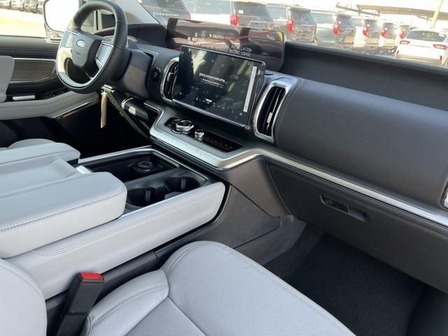 new 2025 Ford Expedition Max car, priced at $82,598