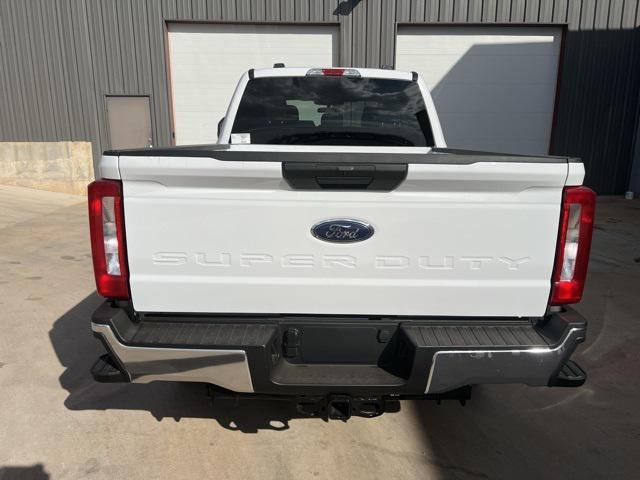 new 2025 Ford F-250 car, priced at $70,730