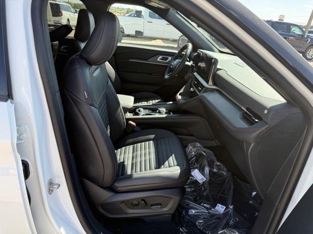 new 2025 Ford Explorer car, priced at $47,354