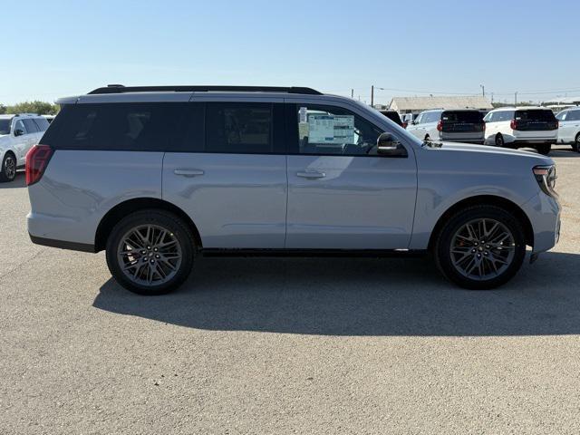 new 2025 Ford Expedition car, priced at $83,708