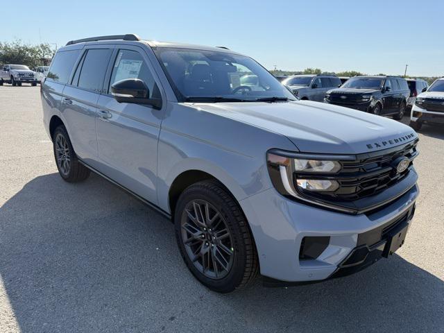 new 2025 Ford Expedition car, priced at $83,708