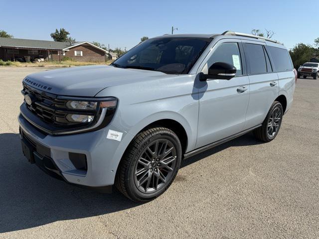 new 2025 Ford Expedition car, priced at $83,708