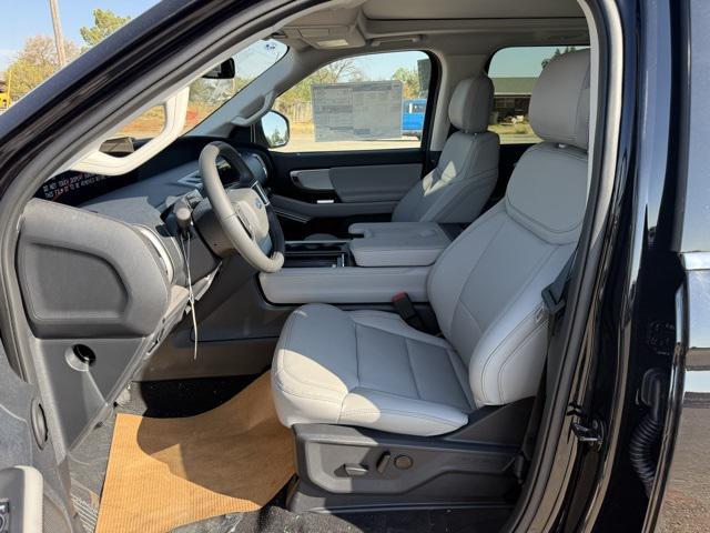 new 2025 Ford Expedition Max car, priced at $71,374