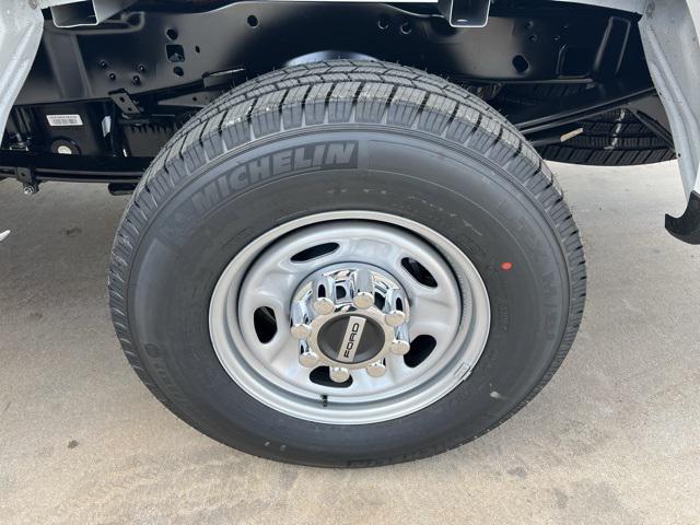new 2025 Ford F-250 car, priced at $66,925