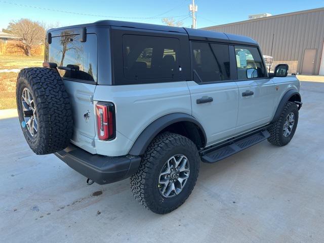 new 2024 Ford Bronco car, priced at $59,762