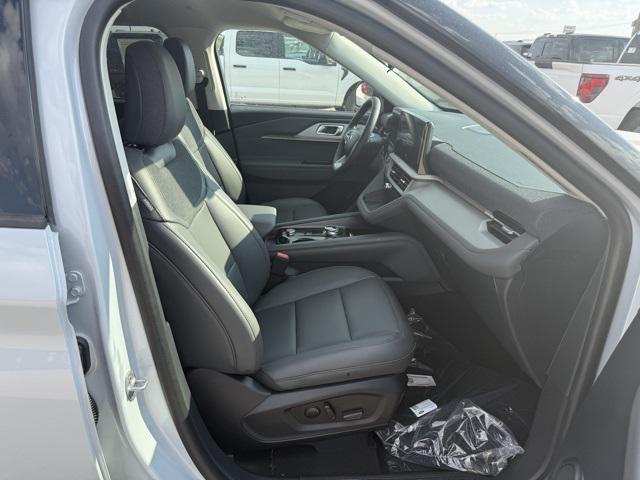 new 2025 Ford Explorer car, priced at $42,827