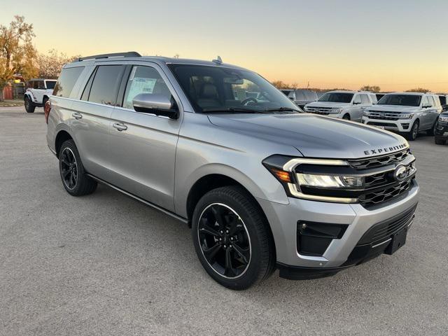 new 2024 Ford Expedition car, priced at $66,178