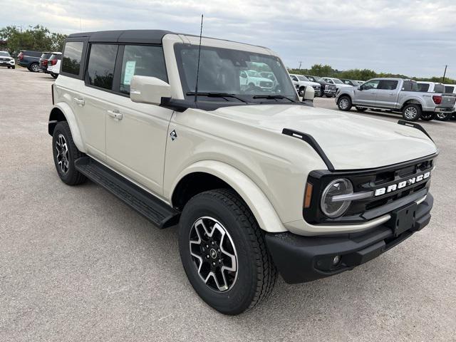 new 2025 Ford Bronco car, priced at $53,683