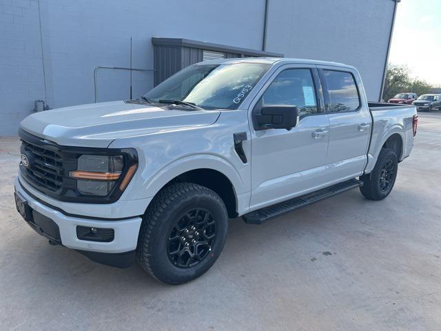 new 2024 Ford F-150 car, priced at $58,401