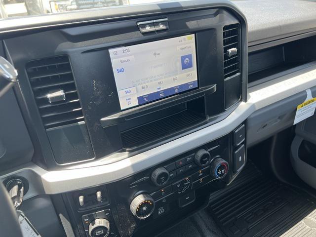 new 2025 Ford F-250 car, priced at $63,290