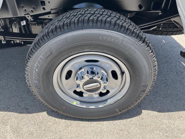 new 2025 Ford F-250 car, priced at $63,290