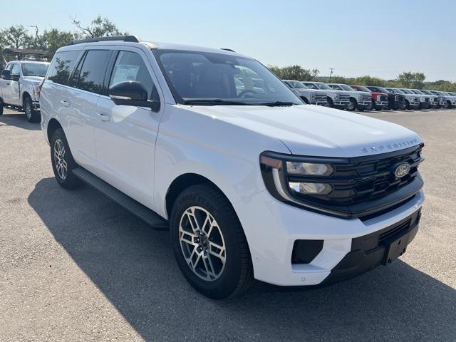new 2025 Ford Expedition car, priced at $67,723