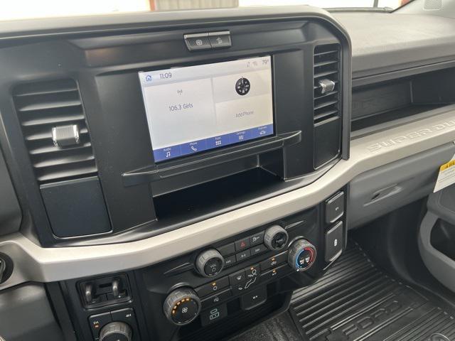 new 2025 Ford F-450 car, priced at $73,035