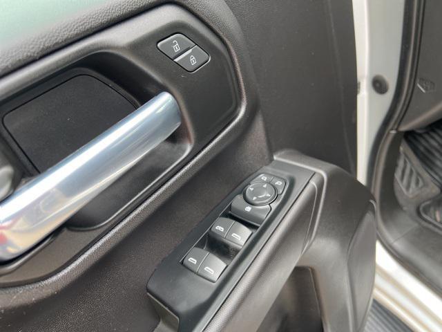 used 2022 Chevrolet Silverado 1500 car, priced at $30,900