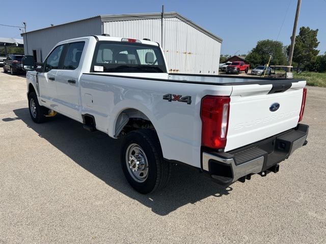 new 2025 Ford F-350 car, priced at $63,612