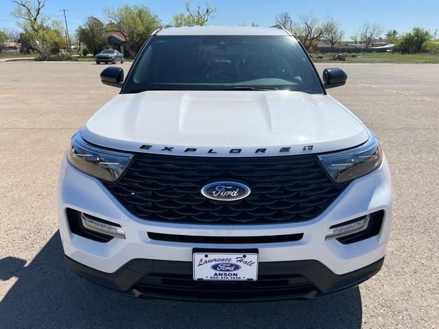 new 2024 Ford Explorer car, priced at $47,217