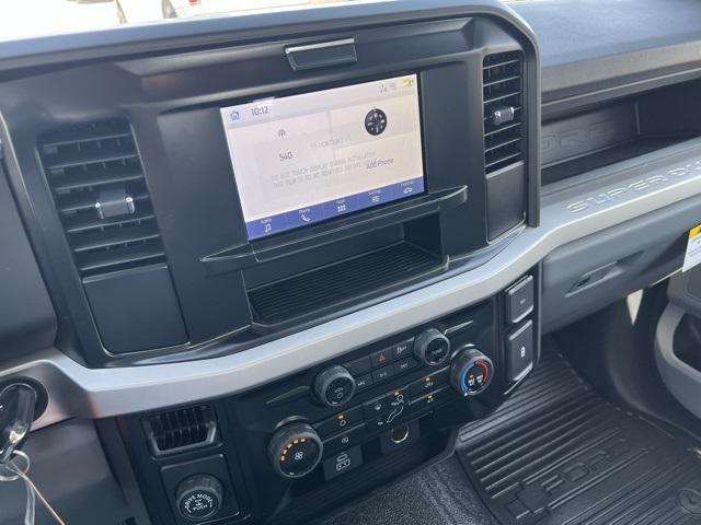 new 2025 Ford F-350 car, priced at $52,055
