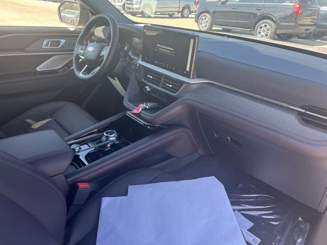 new 2025 Ford Explorer car, priced at $51,496