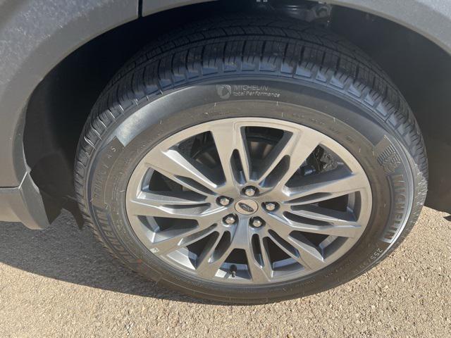new 2025 Ford Explorer car, priced at $51,496