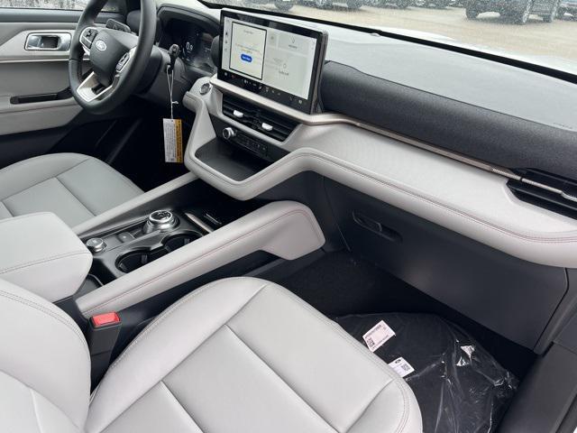 new 2025 Ford Explorer car, priced at $46,260