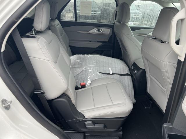 new 2025 Ford Explorer car, priced at $46,260